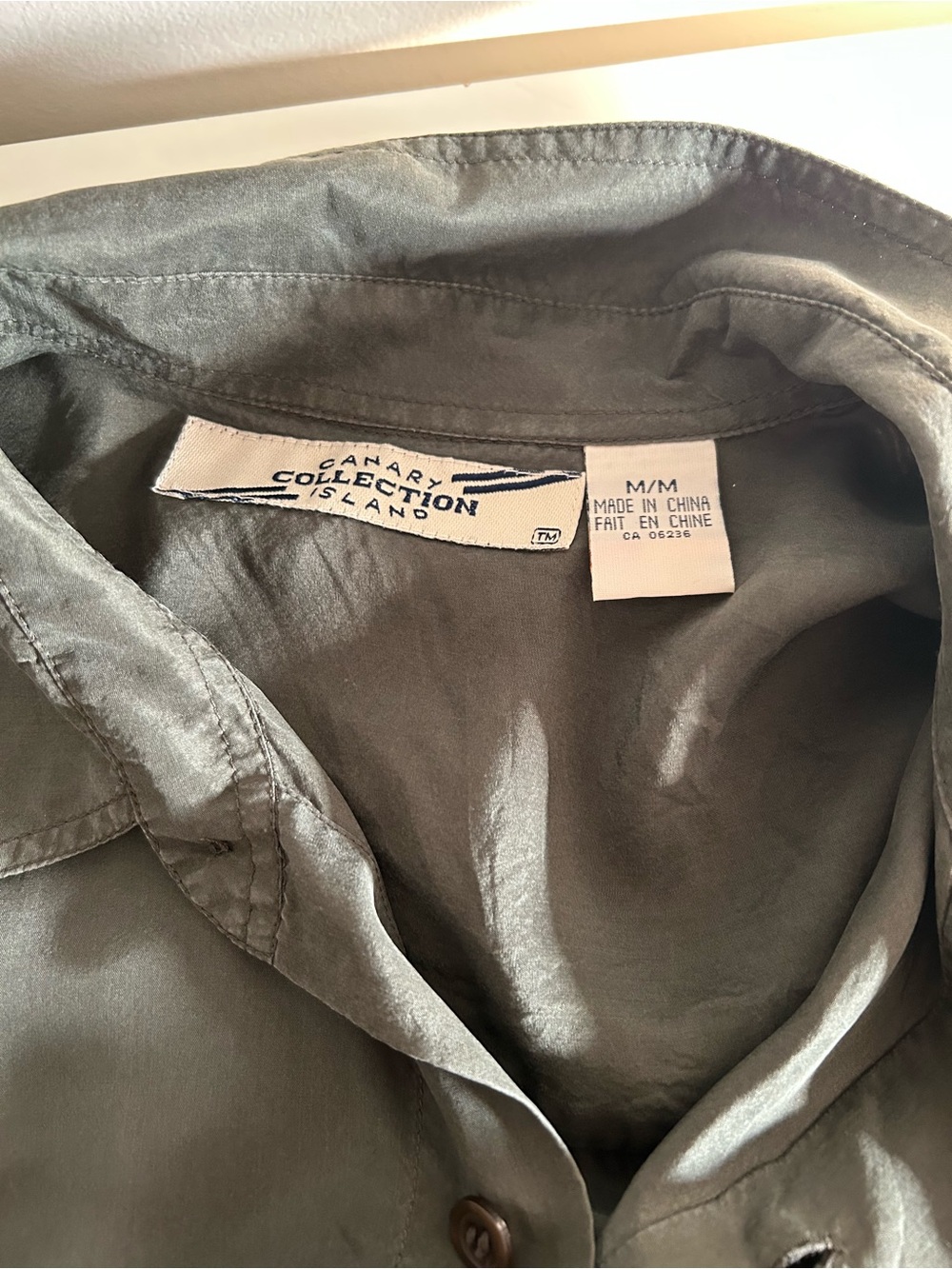 Vintage Silk button down Green 90s Oversized Boxy Canary collection - Picture 6 of 8